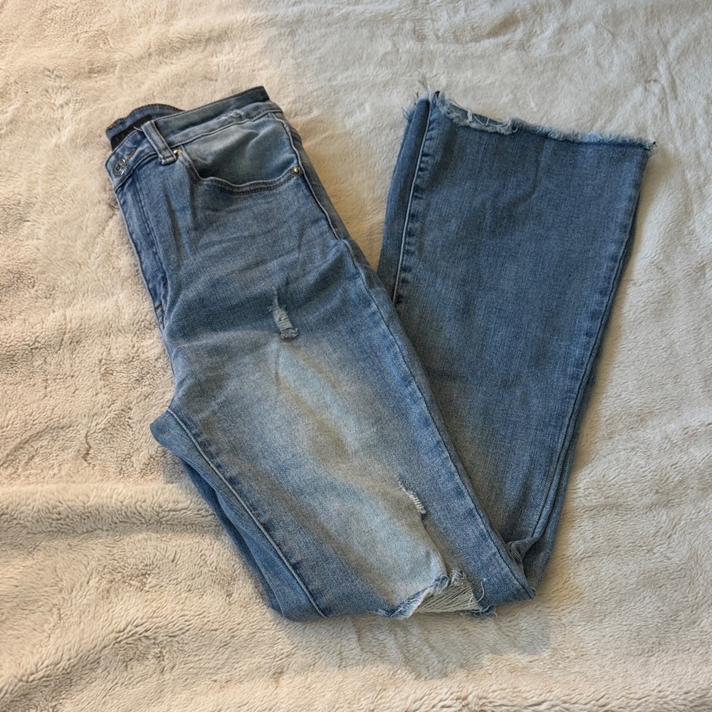 Risen distressed flare jeans size 28